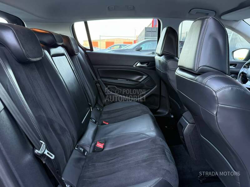 Peugeot 308 1.6 BLUE HDI ALLURE