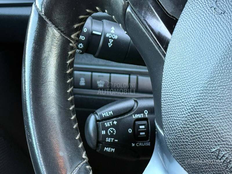 Peugeot 308 1.6 BLUE HDI ALLURE