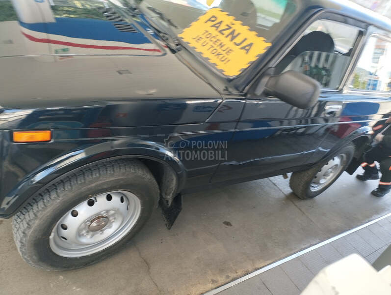 Lada Niva 1.7i