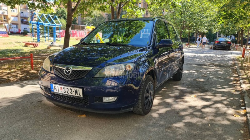 Mazda 2 
