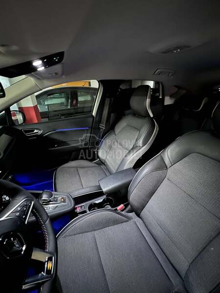 Renault Captur E-Tech 160