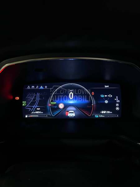 Renault Captur E-Tech 160
