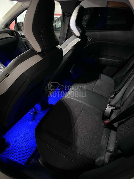 Renault Captur E-Tech 160