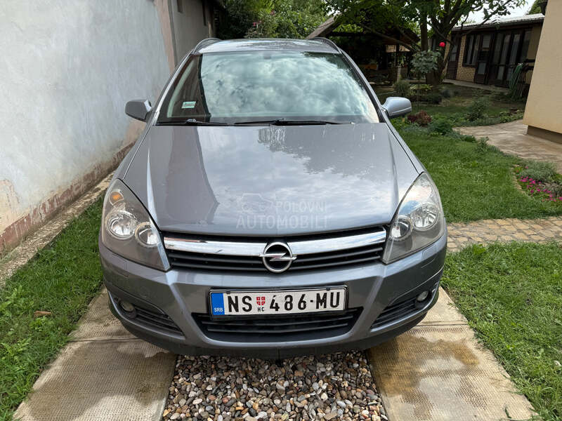 Opel Astra H 1.7 CDTI