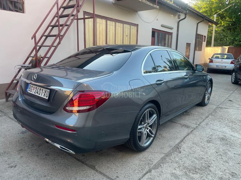 Mercedes Benz E 220 AMG