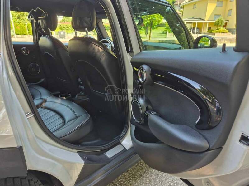 MINI Cooper S D/A u t o m a t/CH