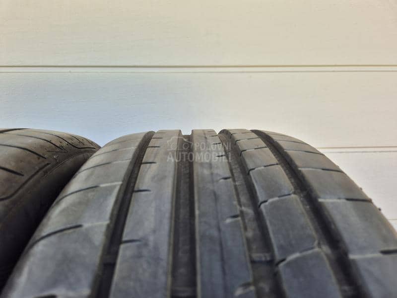 Goodyear 235/45 R19 Letnja