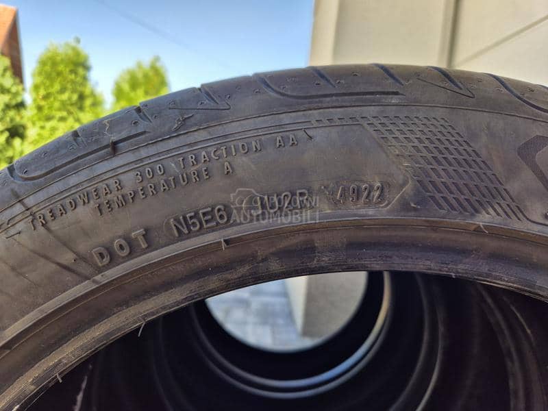 Goodyear 235/45 R19 Letnja