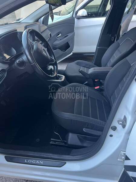 Dacia Logan 