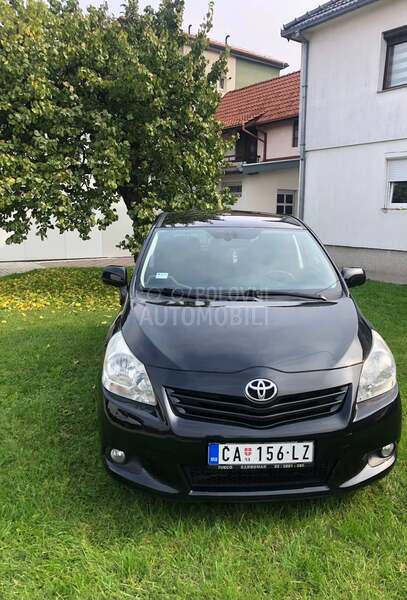 Toyota Verso 2.2 D-4D D-CAT