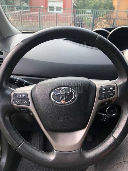 Toyota Verso 2.2 D-4D D-CAT