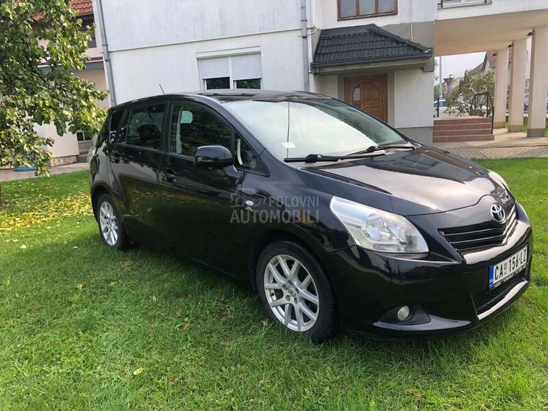Toyota Verso 2.2 D-4D D-CAT
