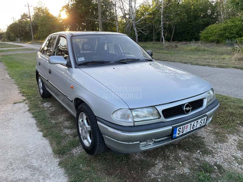 Opel Astra F 1.4i