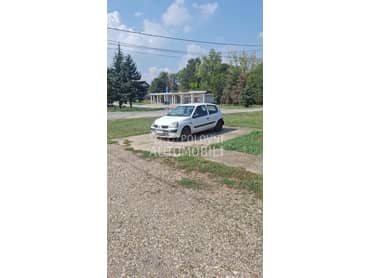 far krilo stakla za Renault Clio od 2001. do 2007. god.