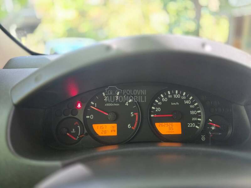 Nissan Navara 2,5