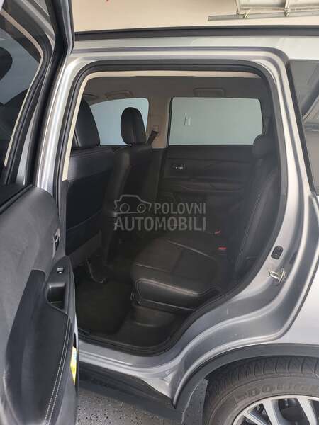 Mitsubishi Outlander 2.4