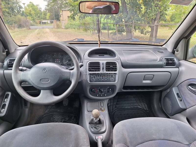 Renault Clio 