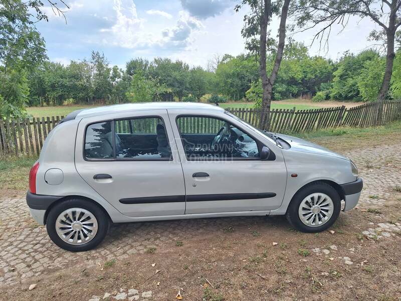Renault Clio 
