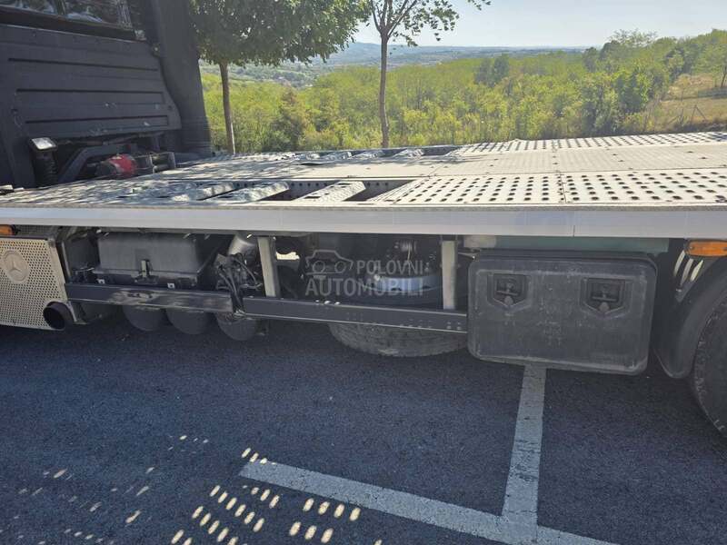 Mercedes Benz Actros 320