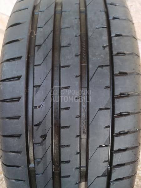 Falken 235/40 R19 Letnja