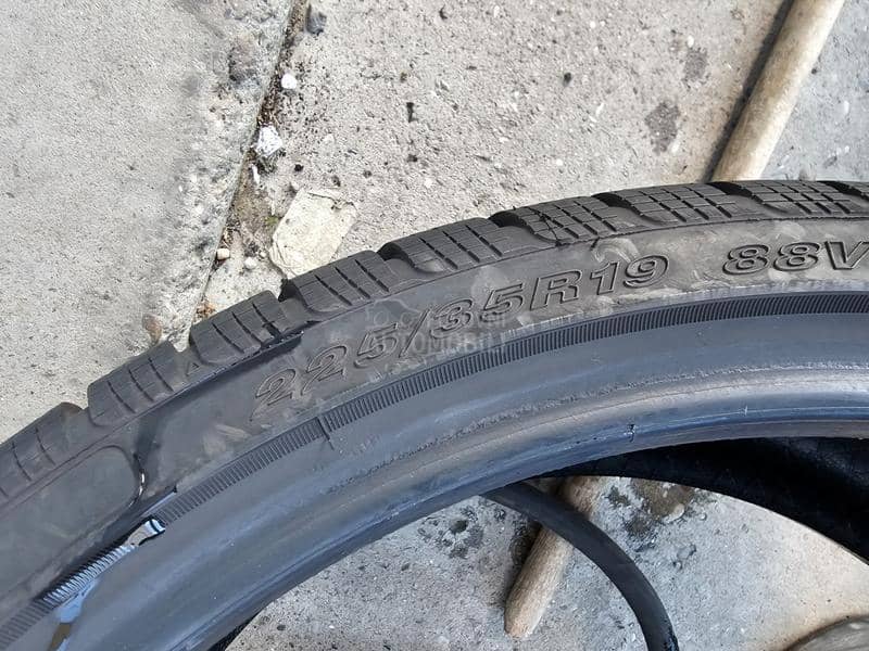 Westlake 225/35 R19 Zimska