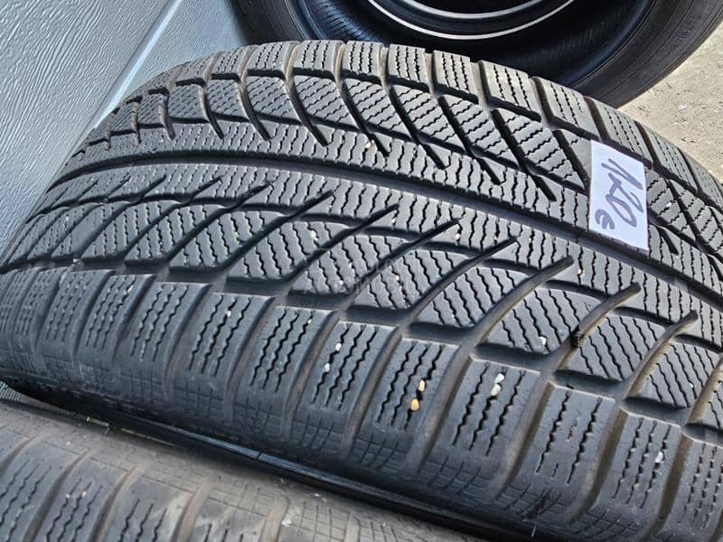 Westlake 225/35 R19 Zimska