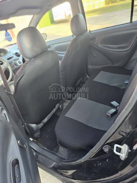 Toyota Yaris 1.0