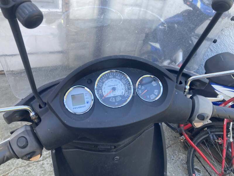 Peugeot Geopolis