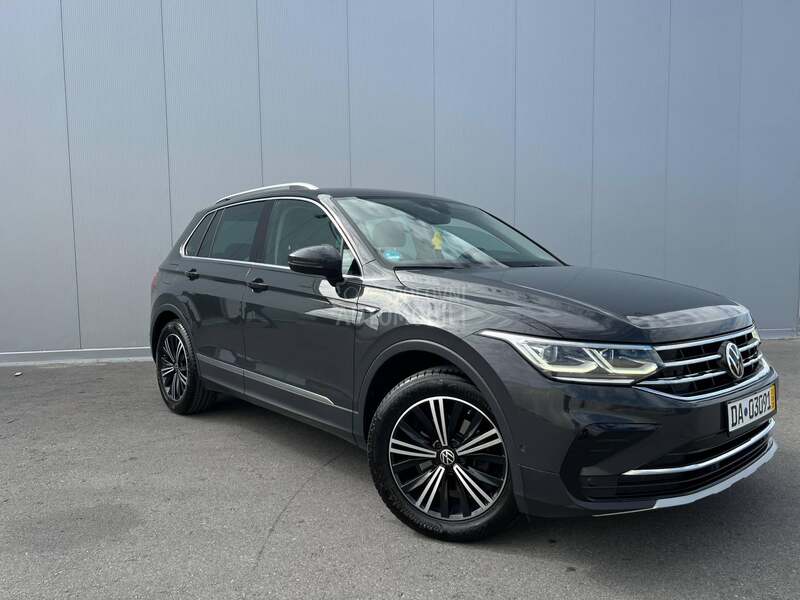 Volkswagen Tiguan 2.0-DSG-Elegance