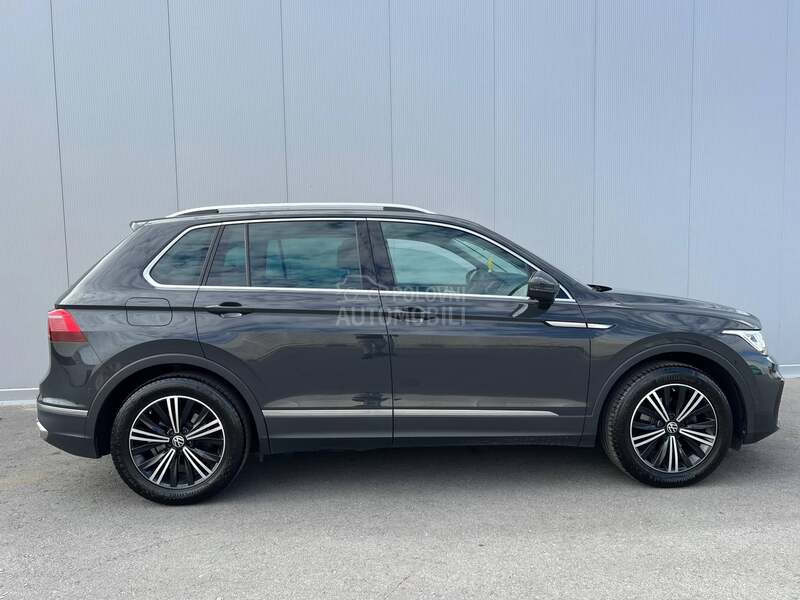 Volkswagen Tiguan 2.0-DSG-Elegance