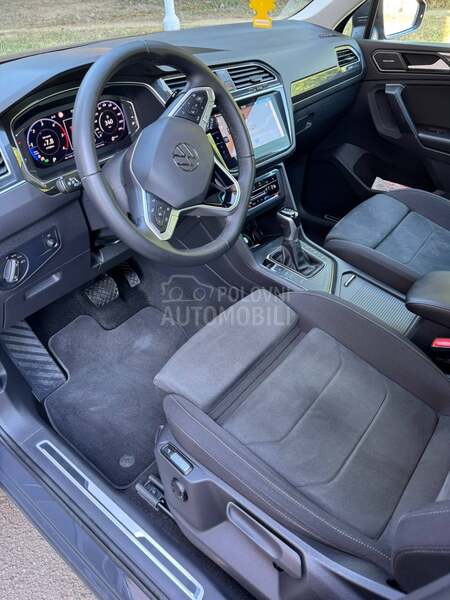 Volkswagen Tiguan 2.0-DSG-Elegance