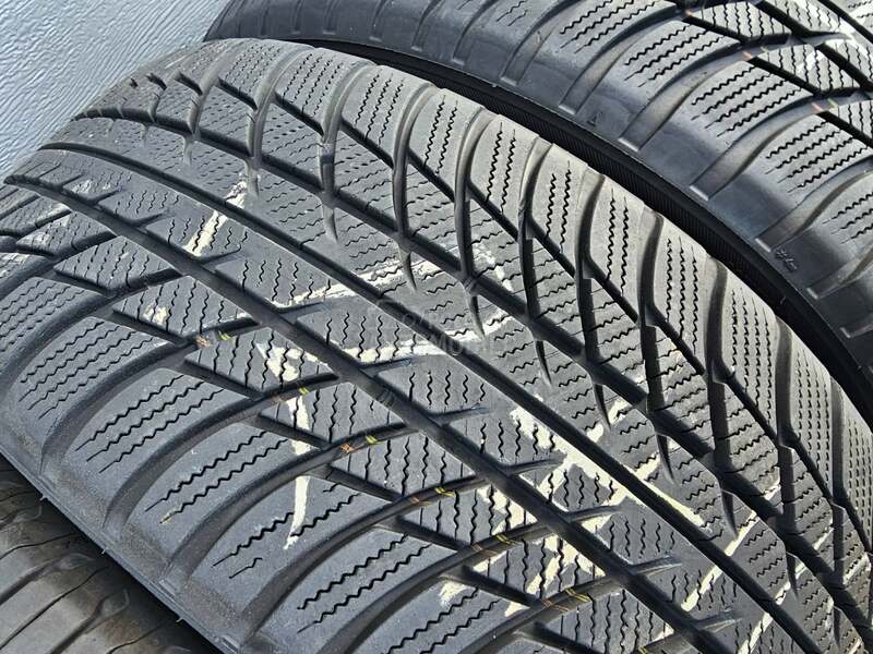 Bridgestone 225/45 R18 Zimska