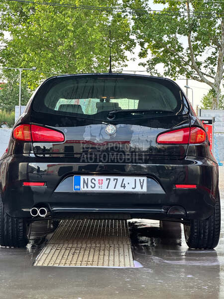 Alfa Romeo 147 