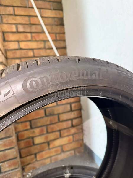 Continental 315/30 R22 Zimska
