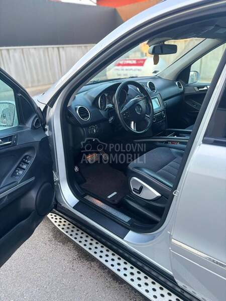 Mercedes Benz ML 320 