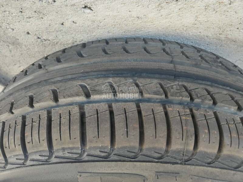 Pirelli 215/60 R16 Letnja