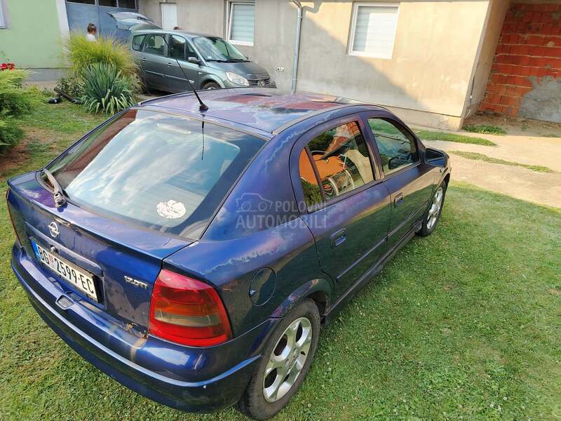 Opel Astra G 1.7