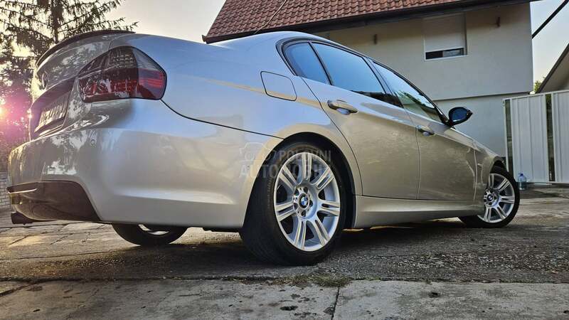 BMW 320 //M SPORT//REG