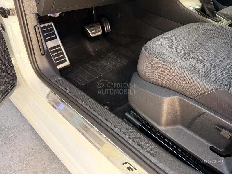 Volkswagen Golf 7 r-line/dsg/Led/kam