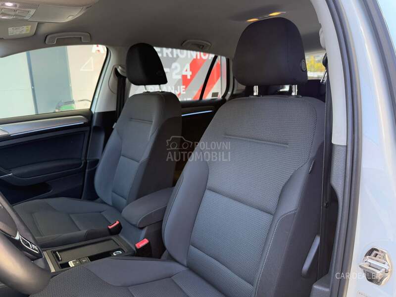 Volkswagen Golf 7 r-line/dsg/Led/kam