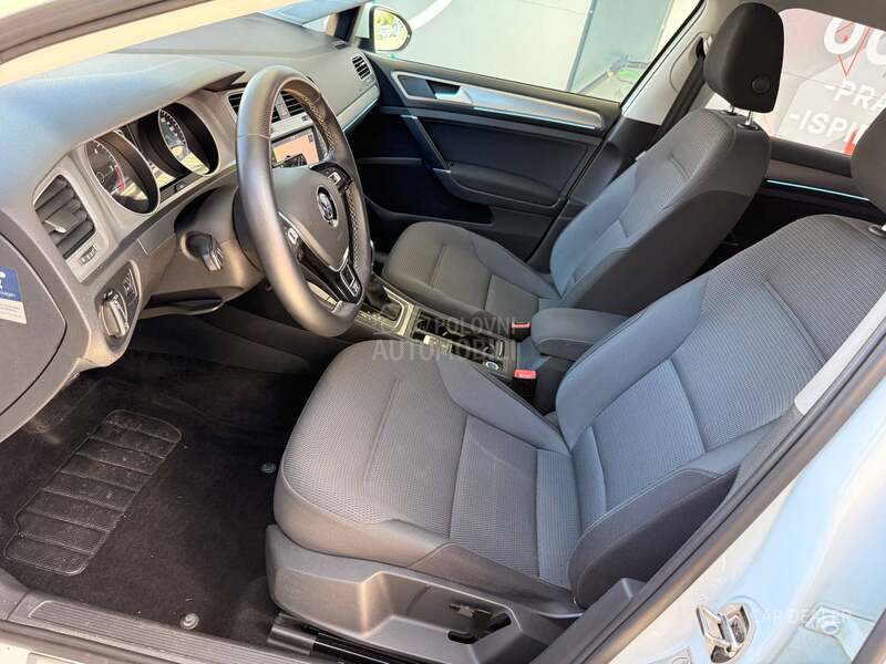 Volkswagen Golf 7 r-line/dsg/Led/kam