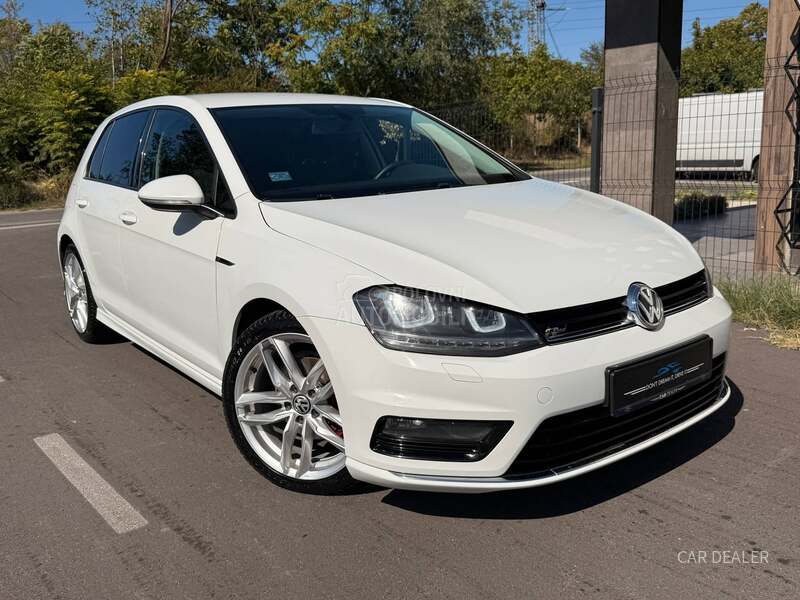 Volkswagen Golf 7 r-line/dsg/Led/kam