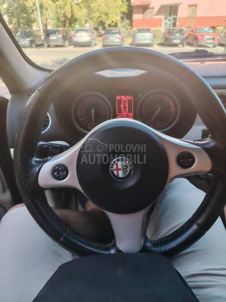Alfa Romeo 159 
