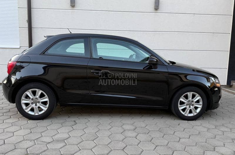 Audi A1 V s e r v
