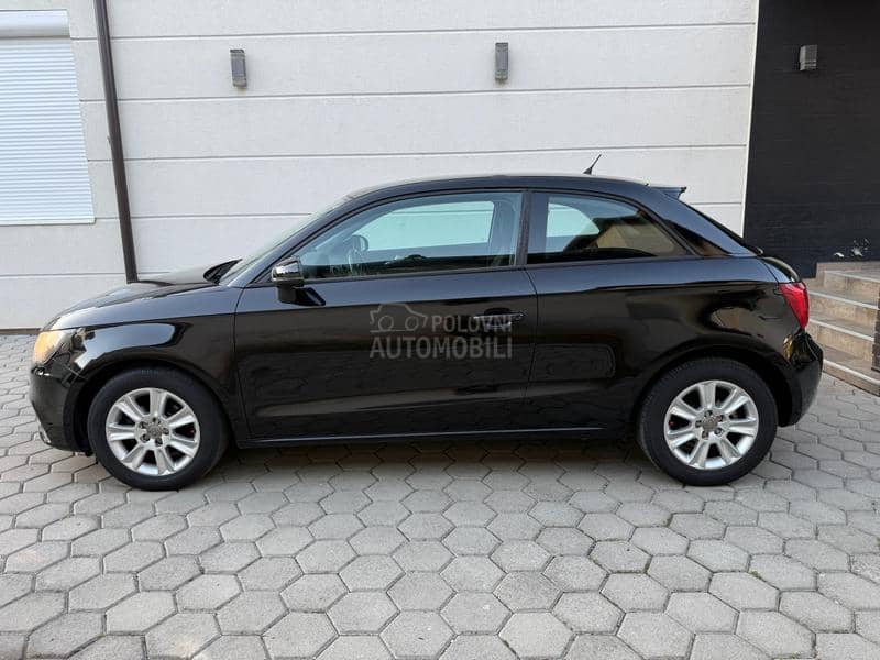 Audi A1 V s e r v