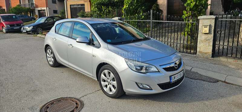 Opel Astra J 1,7 CDTI