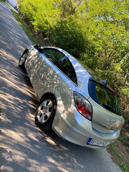Opel Astra H 1.9 cdti