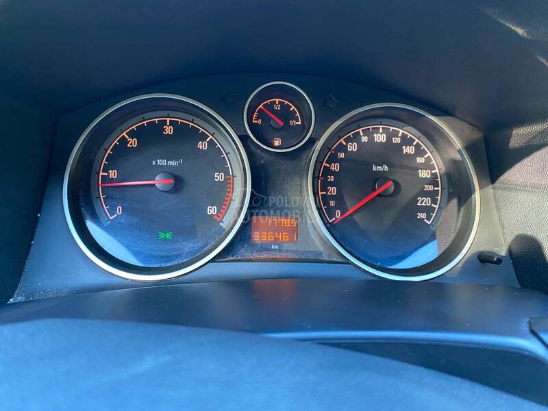 Opel Astra H 1.9 cdti