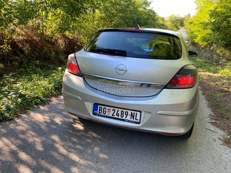 Opel Astra H 1.9 cdti