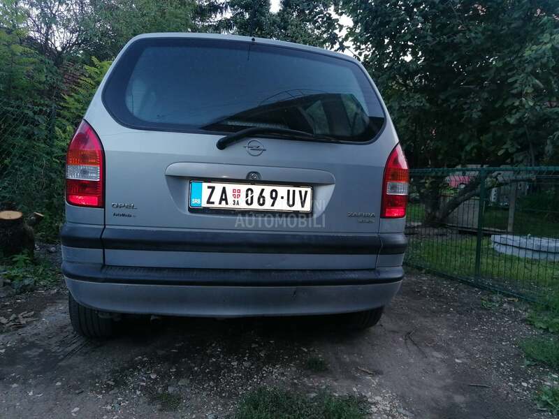 Opel Zafira 